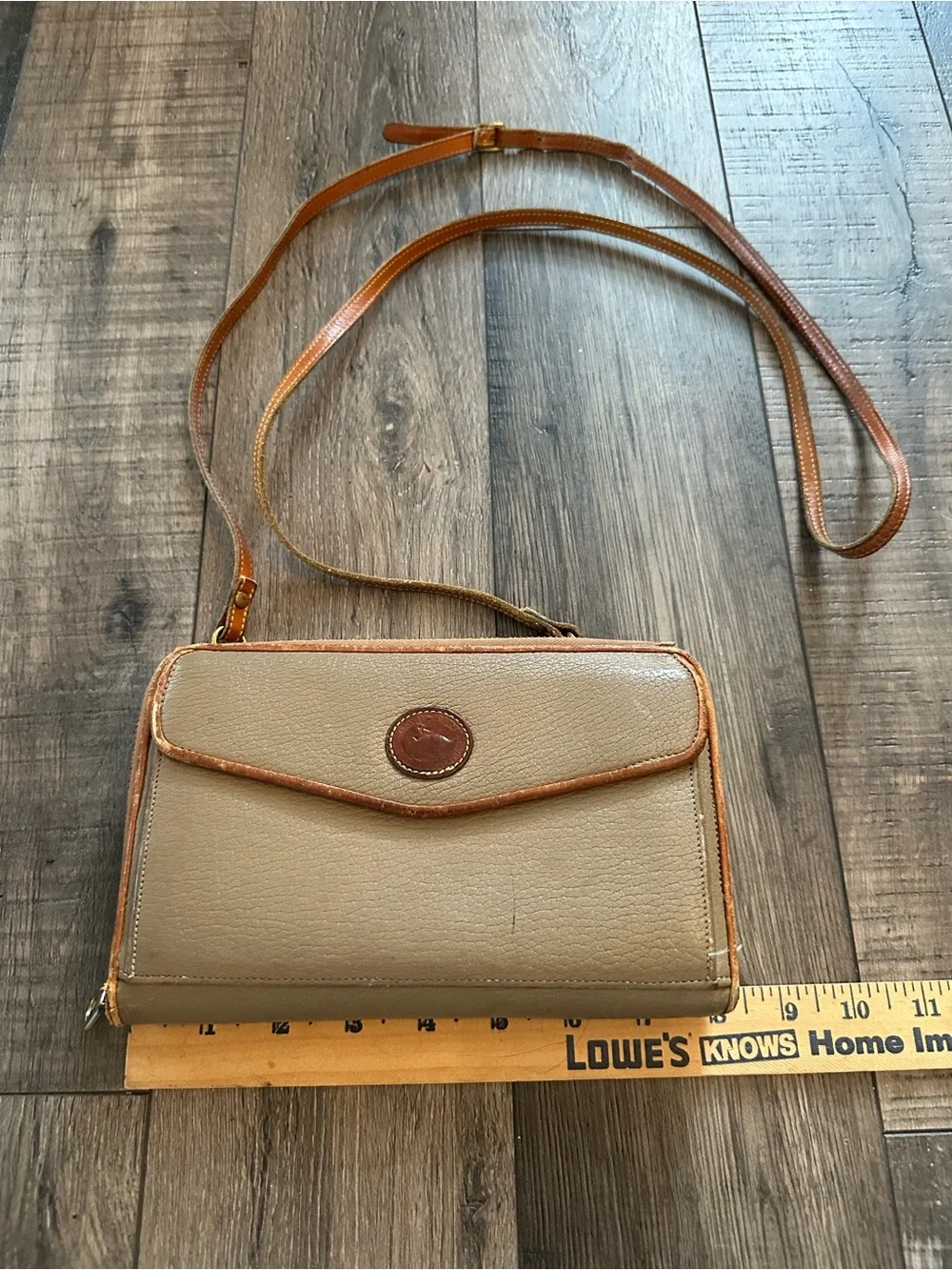 Dooney & Bourke good some